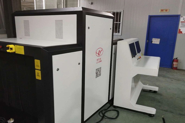 申通快遞在創(chuàng)藝龍定制的安檢機(jī)